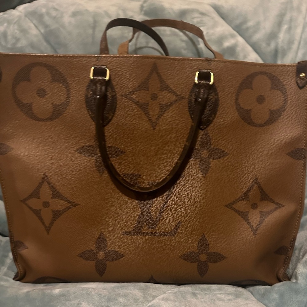 Authentic Louis Vuitton OnTheGo GM